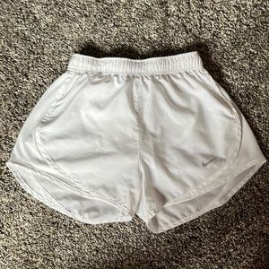 white 3 inch nike shorts
